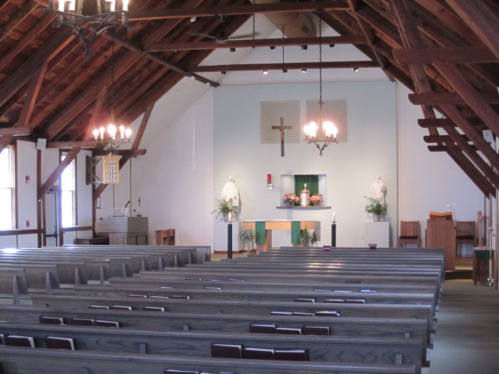 church pews, church furniture, pews for church